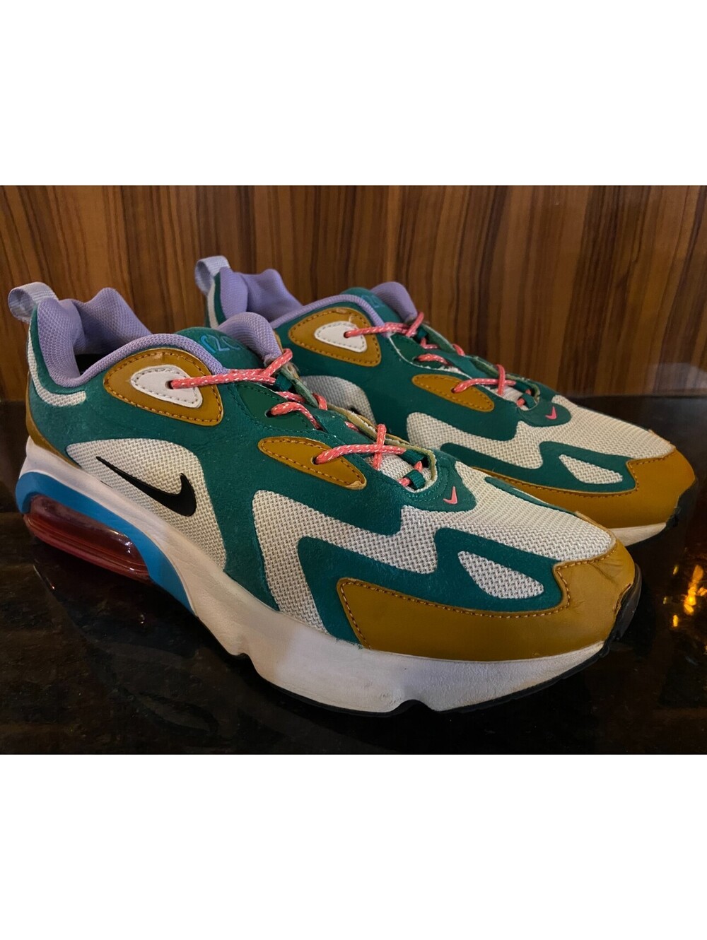 Nike Air Max 200 Mystic Green Women’s Size 10 Multicolor AT6175-300 Sneakers EUC